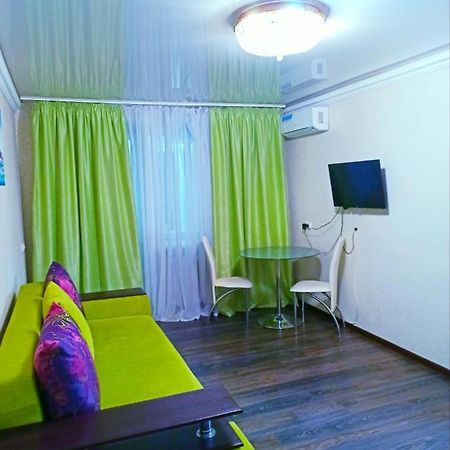 Apartamento Затишок У Самому Центрі Дніпра Dnipro Exterior foto