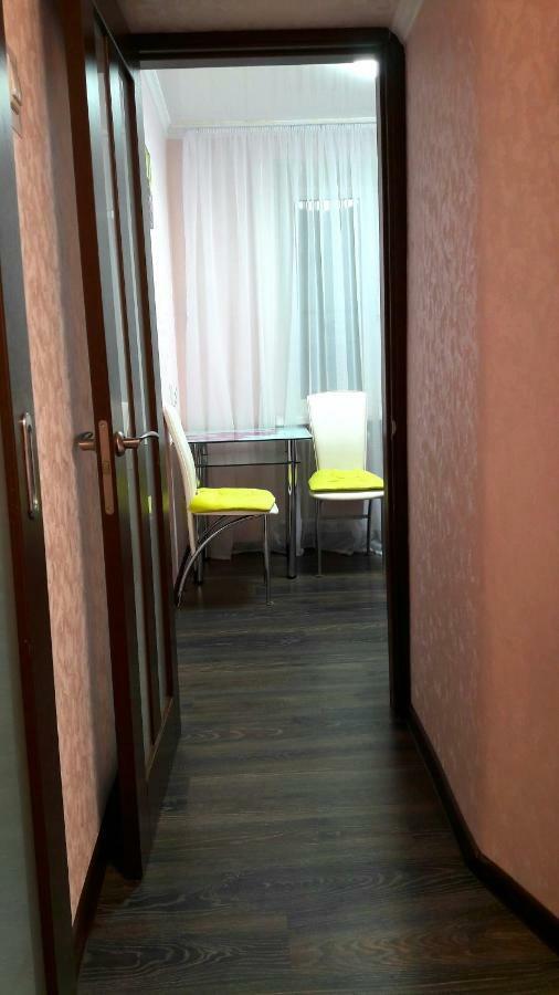 Apartamento Затишок У Самому Центрі Дніпра Dnipro Exterior foto